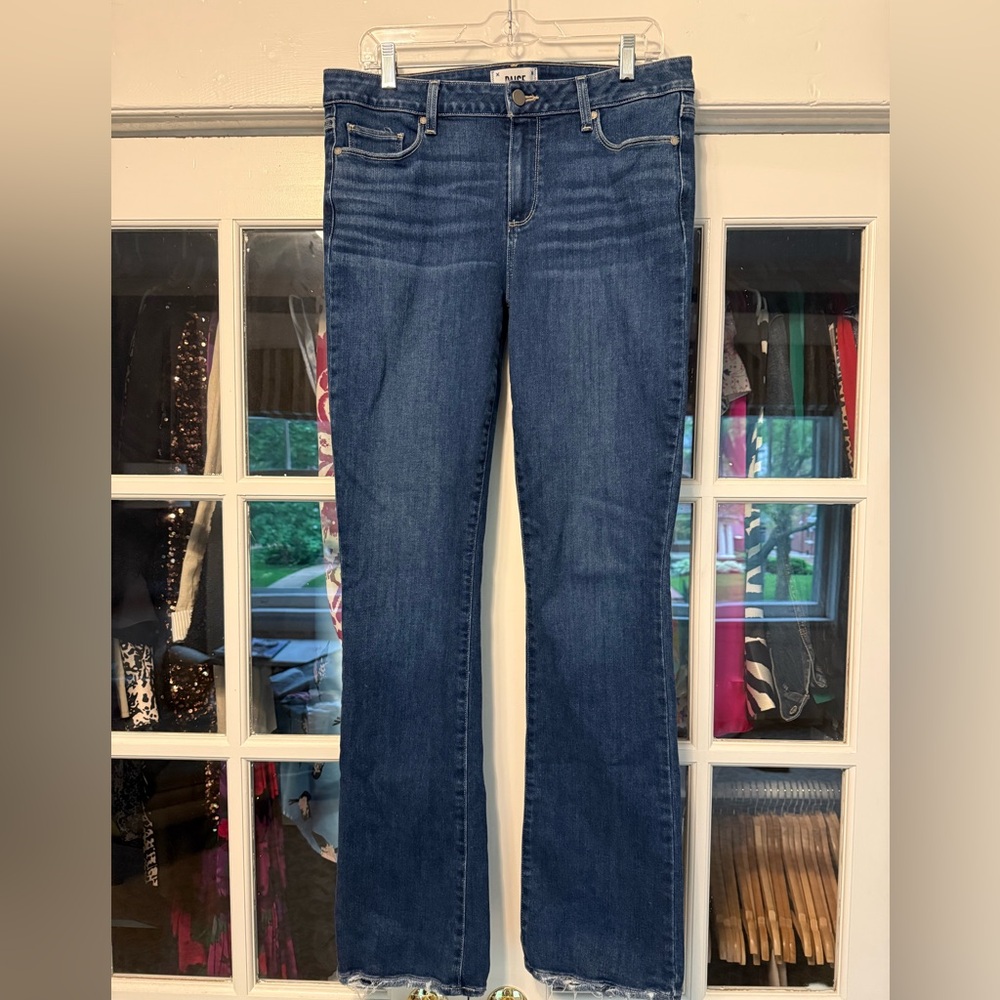 Paige Manhattan bootcut jeans size 32